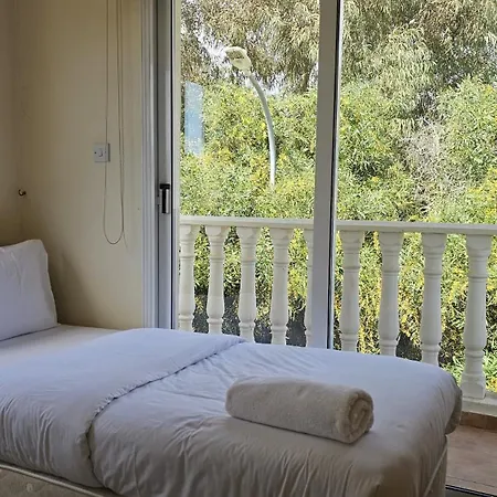 Nissi House Holiday home